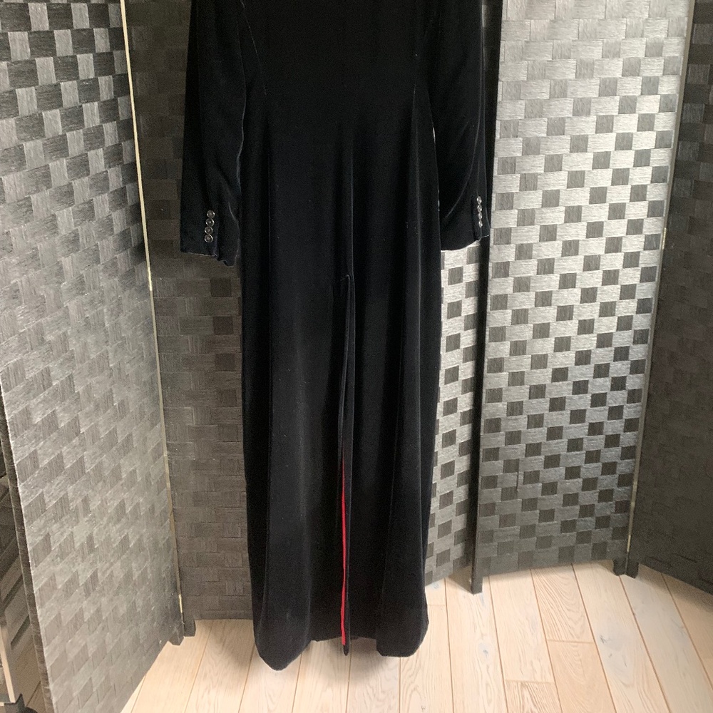 Ralph Lauren Collection Classics Black Velvet Dress Coat with Red Satin Lining - Picture 2 of 7